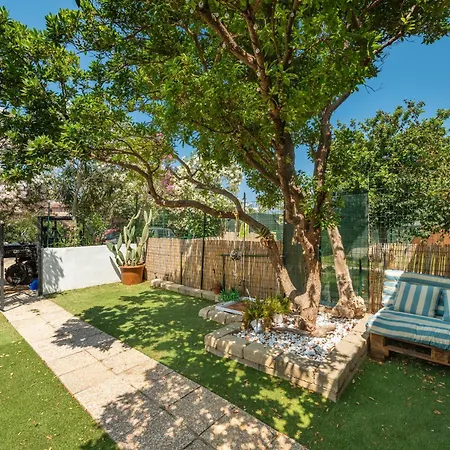 Monolocale Lägenhet *